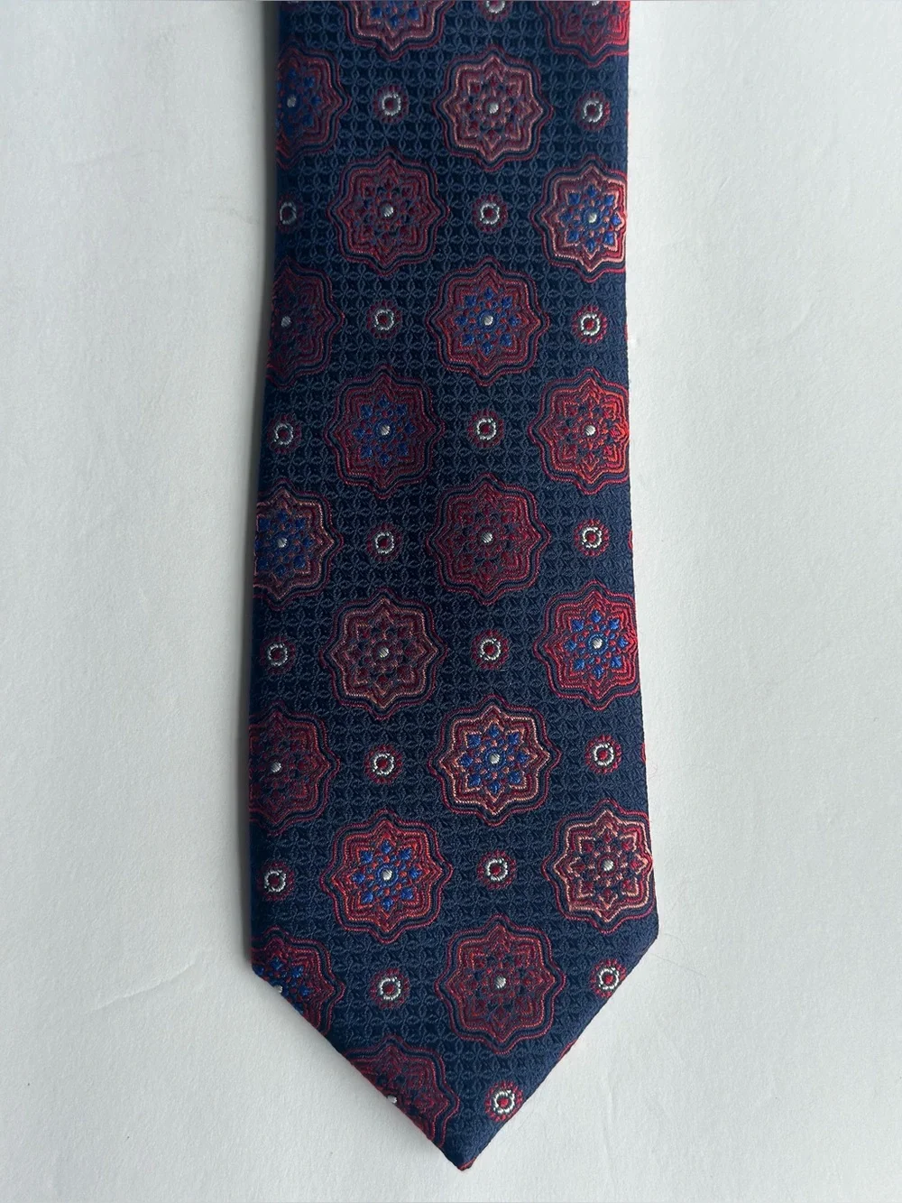 Ted Baker London Silk Tie Navy Blue Red Geometric Medallion Men's Necktie